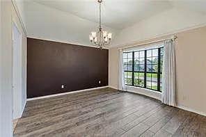 1806 Rosebud Ct — Photo 5