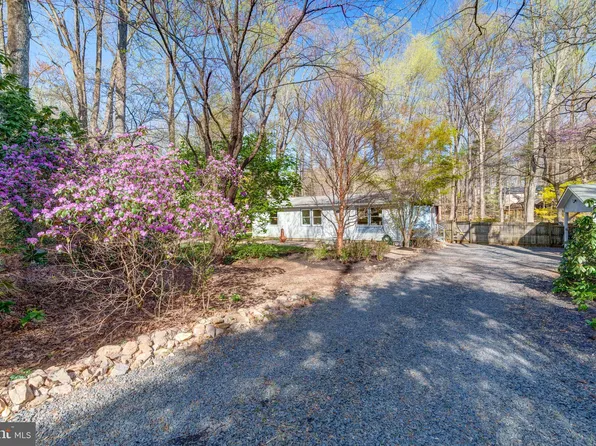 4513 Erin Dr, Haymarket, VA 20169