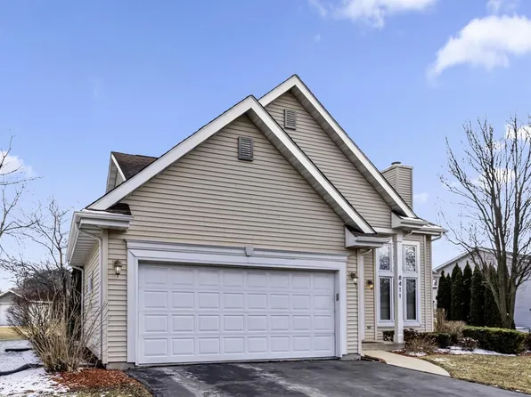 8411 207th AVENUE, Bristol, WI 53104