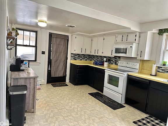 5th image of 707 4th St