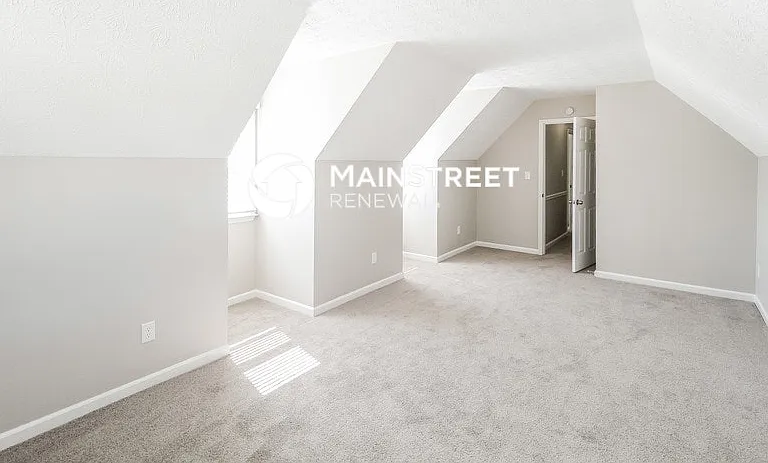 754 Woodstone Rd — Photo 13