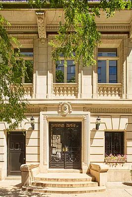 Sold by Compass | media 8