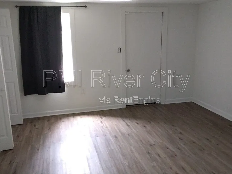 8136 Siskin Ave — Photo 4