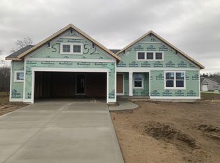 12500 Manchester Dr, Grand Haven, MI 49417