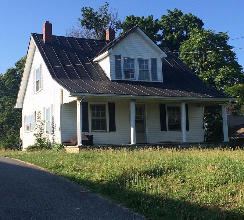 1st image of 694 Old Franklin Tpke