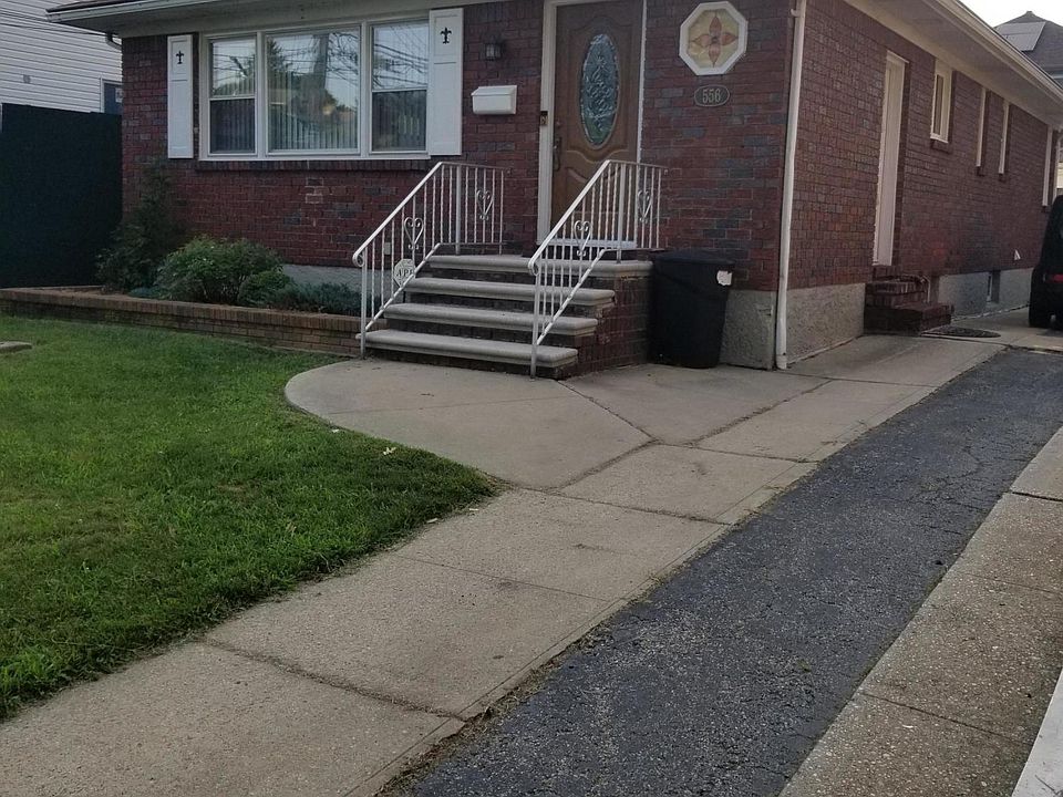 1st image of 556 Mosel Ave