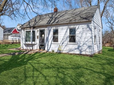 2020 9th Ave, Marion, IA, 52302