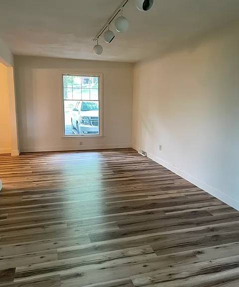416 Magnolia Dr — Photo 6