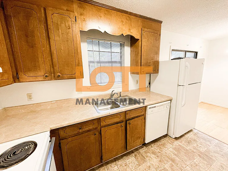 31 Saint Mark Rd — Photo 9