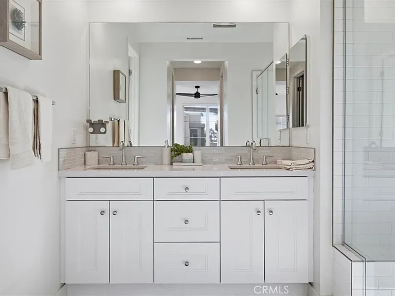 657 Doheny Way — Photo 21