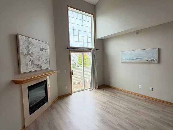 2nd image of 17593 Hackberry Ct