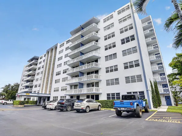 400 NE 12TH Avenue #405, Hallandale Beach, FL 33009
