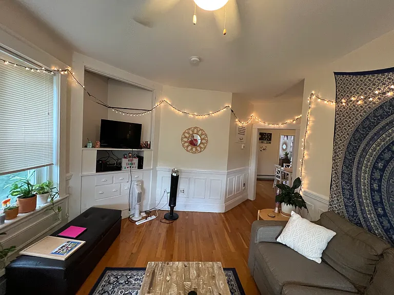 56 Cummings Rd #3 — Photo 2