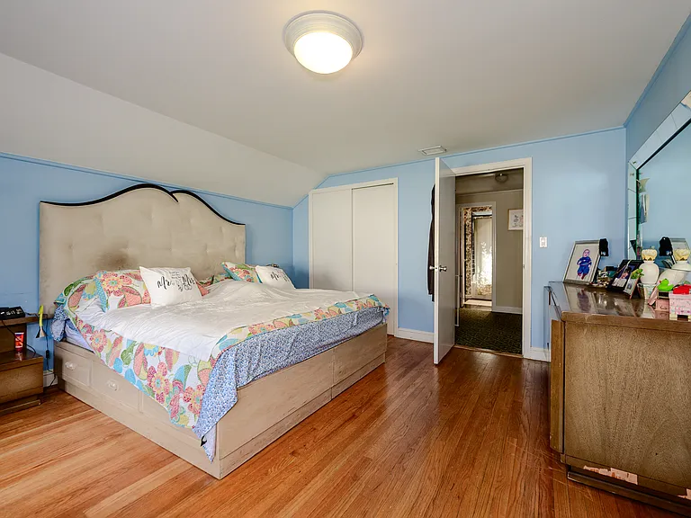 928 Northfield Rd — Photo 17