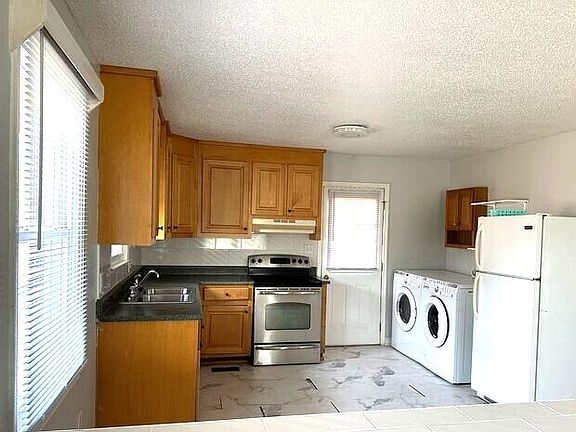 3rd image of 34 Montis Dr #B
