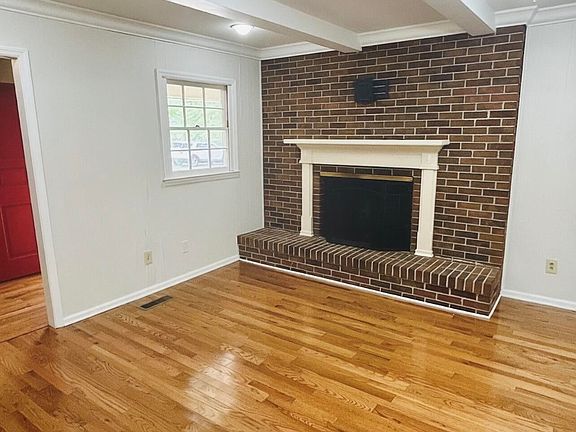 5th image of 1001 Stewart Ave