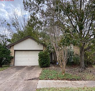 1st image of 1111 W Belgravia Dr