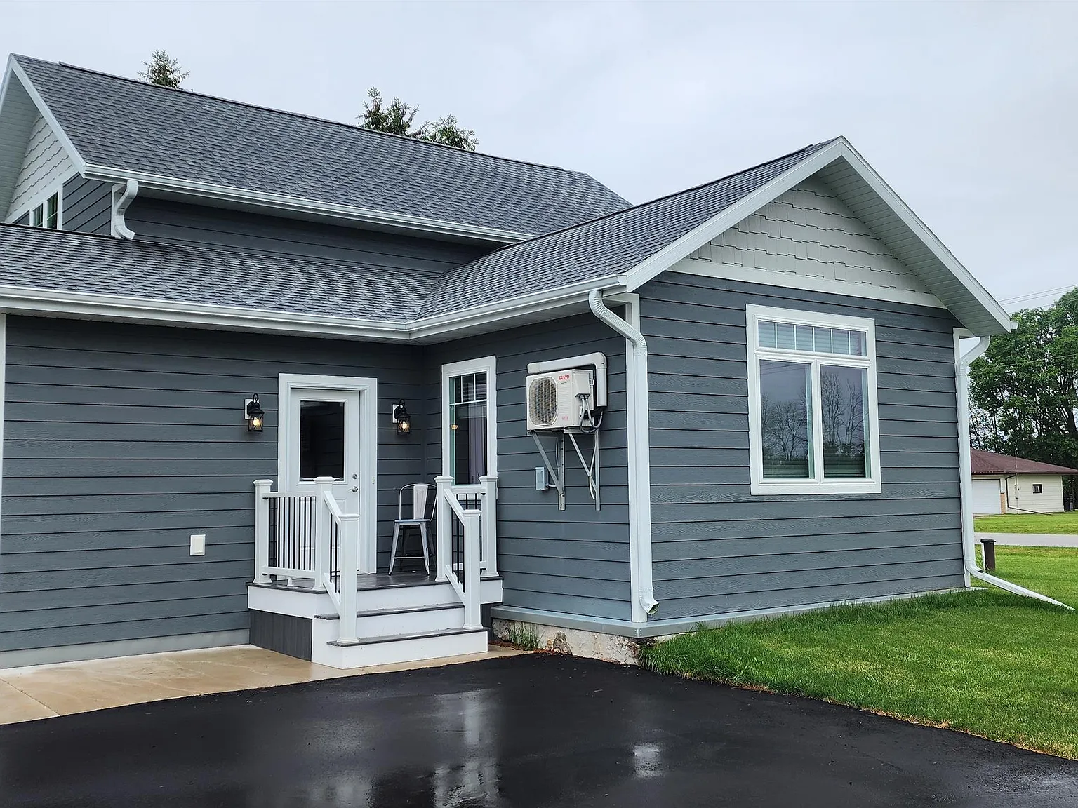 5833 County Road C - 1 — Photo 2