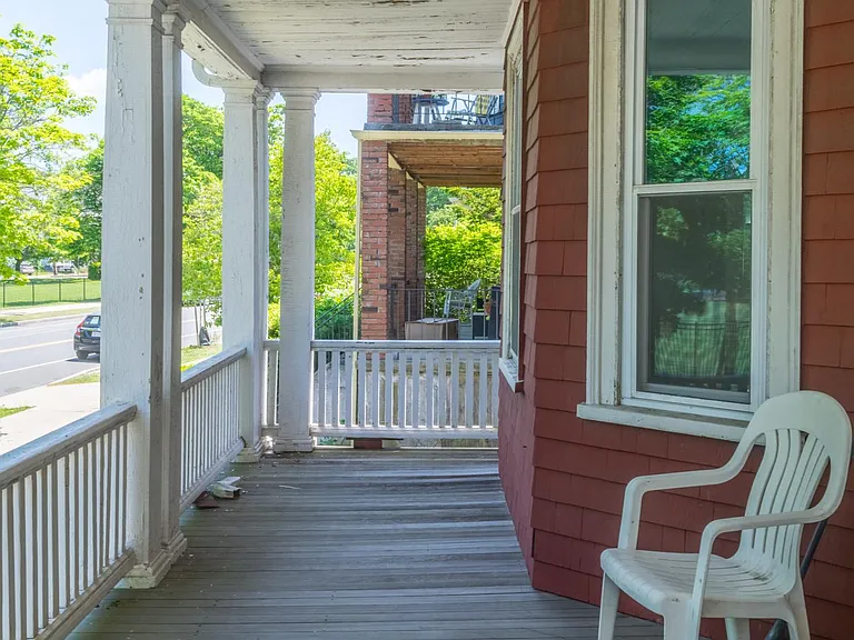 22 Powder House Blvd — Photo 12