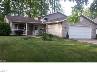 824 Bennett Dr, Elyria, OH 44035