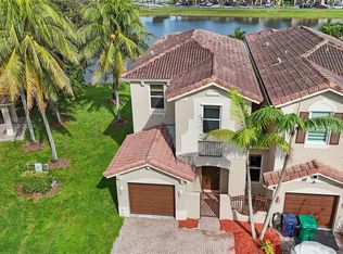 933 SW 154th Ct, Miami, FL 33194