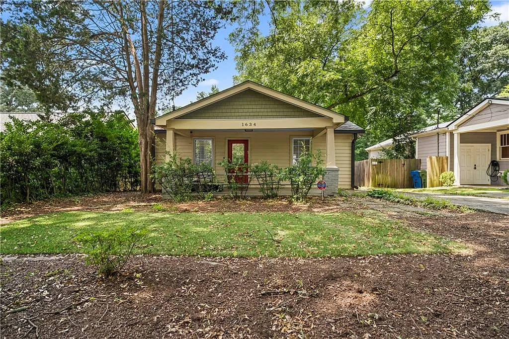 2 bed, 1.0 bath, 876 sqft, $2,500 — Photo 2