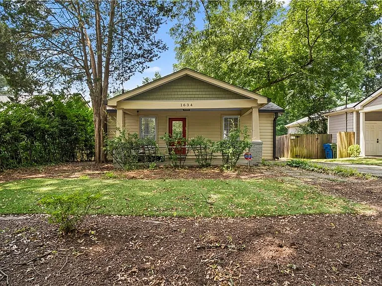 1634 Tallulah St NW — Photo 2
