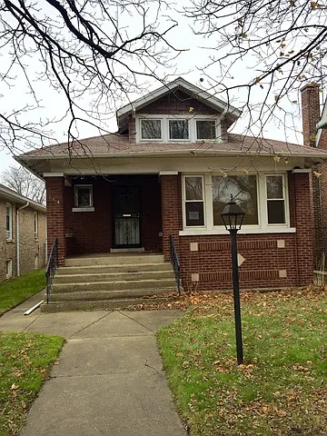11414 S Lowe Ave photo 1