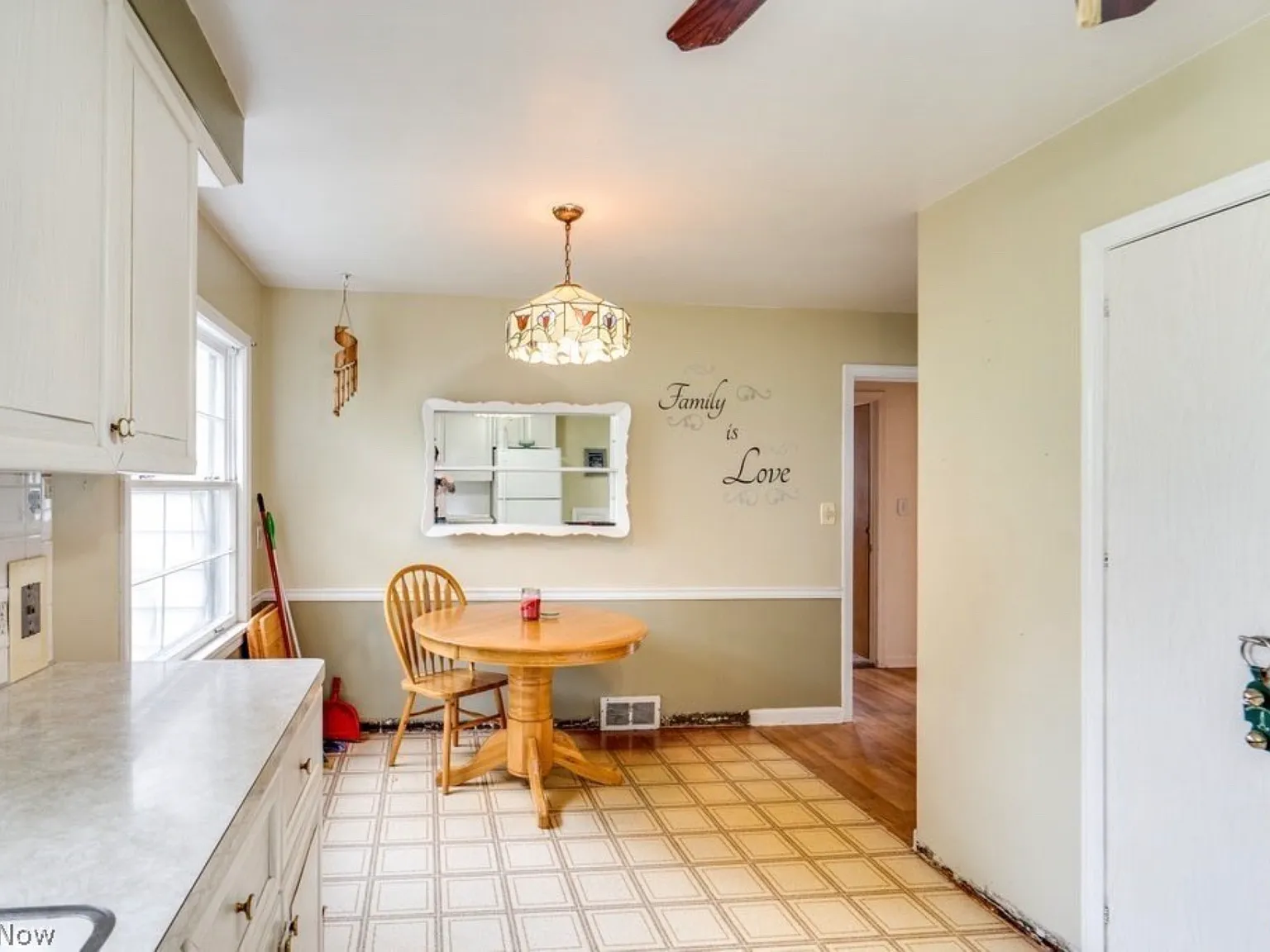 4 bed, 1364 sqft, $1,795 — Photo 4