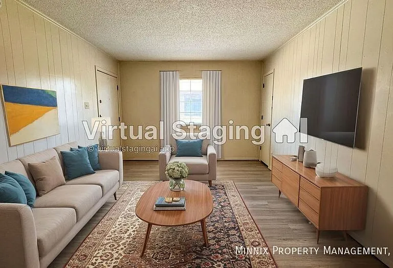 2219 26th St #B — Photo 2
