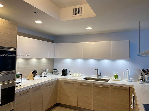 5th image of 17111 Biscayne Blvd Unit 2207
