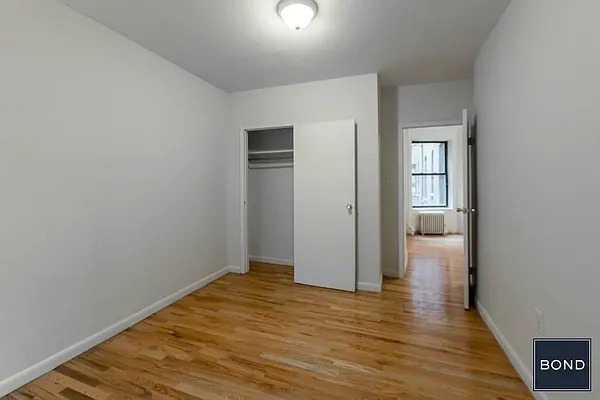 Rented by Bond New York | media 5