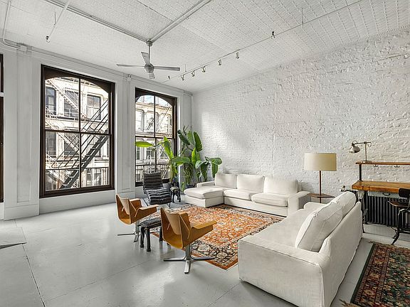 2nd image of 458 Broome St APT 3