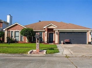 30 Robert Rd, Waggaman, LA 70094