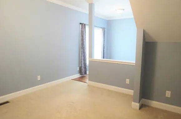 10 Charleston Ct — Photo 5