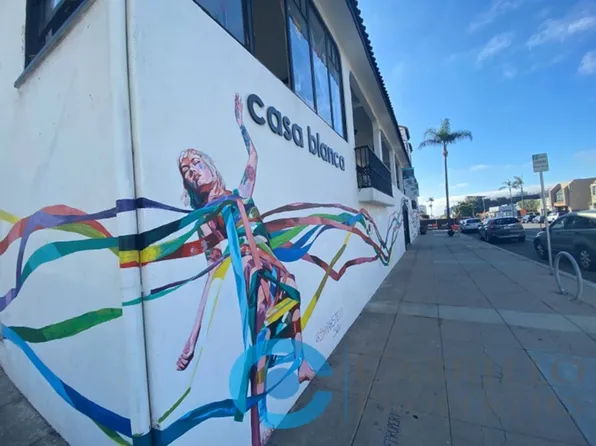 Casa Blanca Apartments