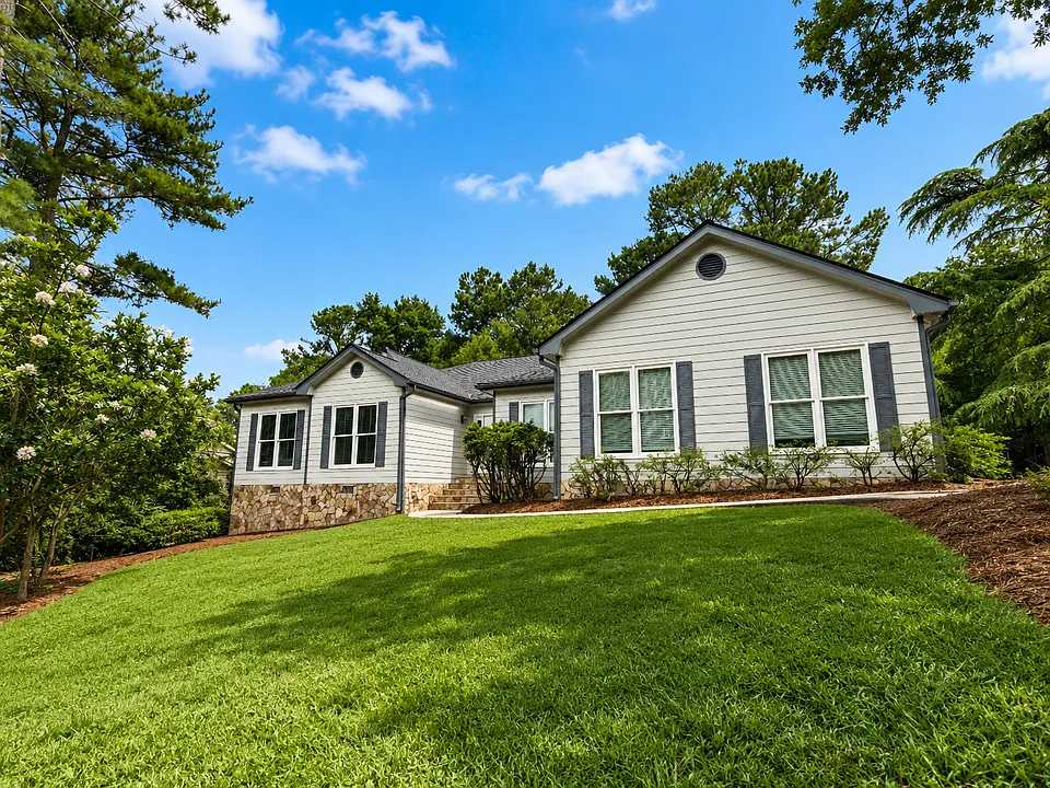 261 Hambridge Ct