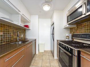518 Meeker Ave APT 4B, Brooklyn, NY 11222