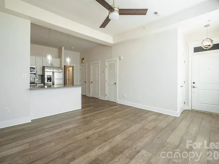 935 McAlway Rd — Photo 5