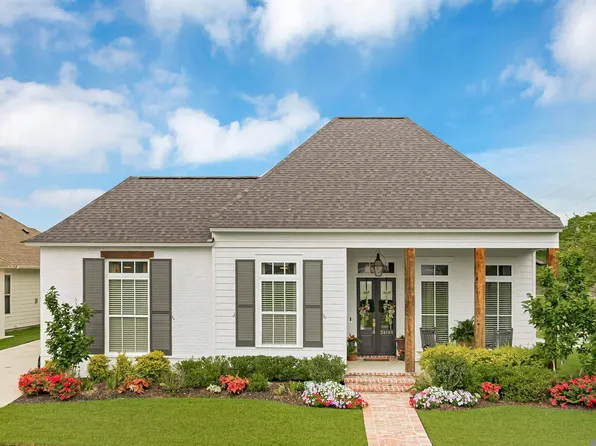 38194 Emery Ln, Prairieville, LA 70769