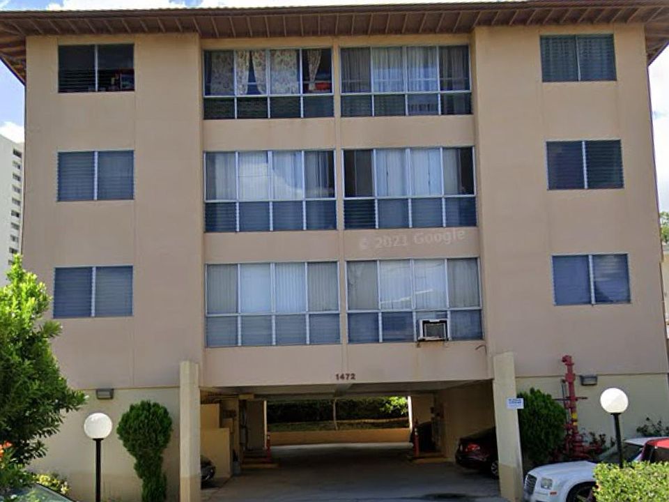 Building viewed from Thurston Ave