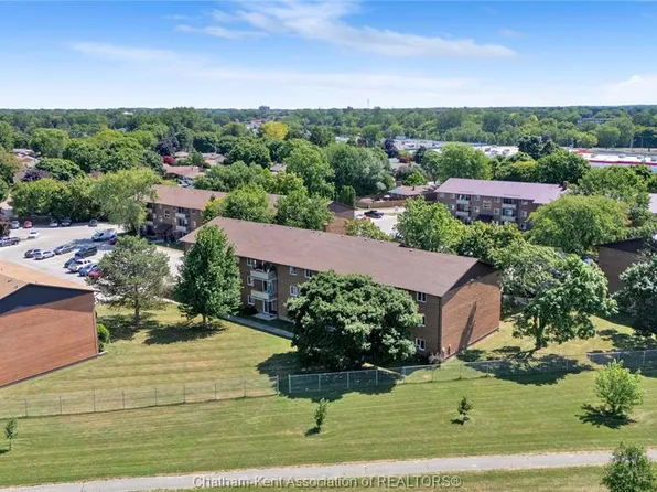 63 Baldoon Rd #203, Chatham Kent, ON N7L 1E2