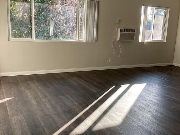 4th image of 505 N Mar Vista Ave APT 8