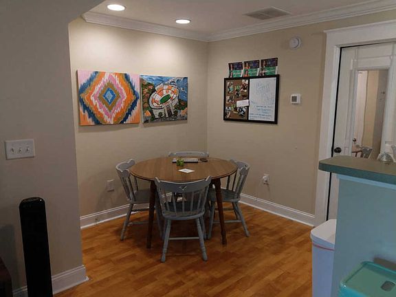 5th image of 3914 Cherokee Woods Way APT 205