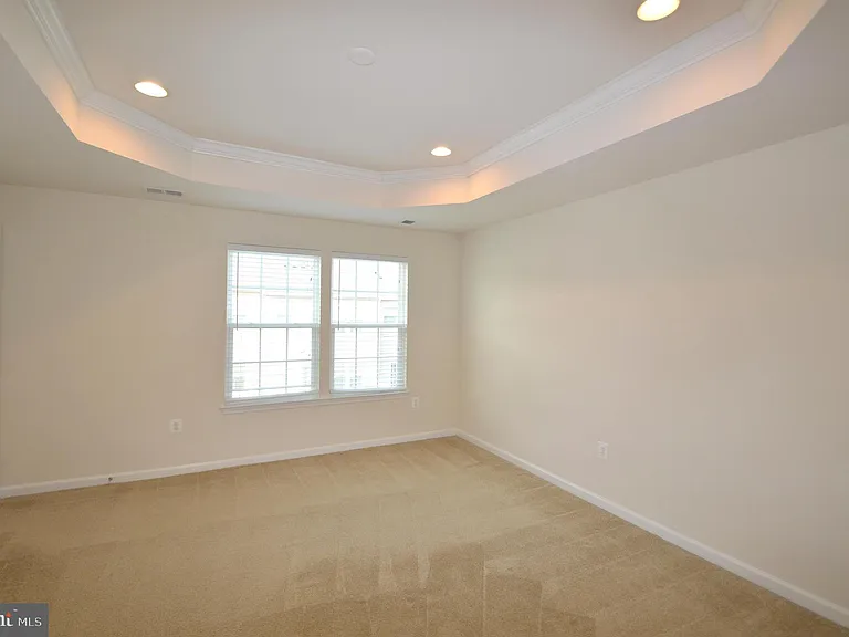 42618 Drazenovich Epoch Ter — Photo 33