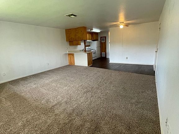 4th image of 19066 Shoreline Dr #2