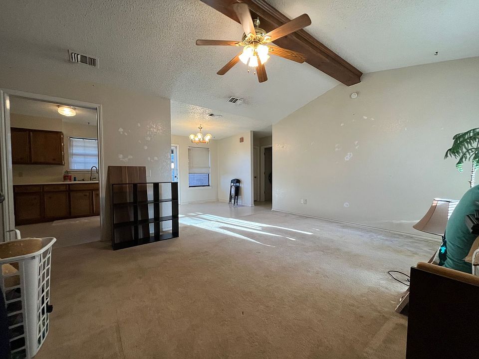1st image of 5 Wagnon Dr Unit B