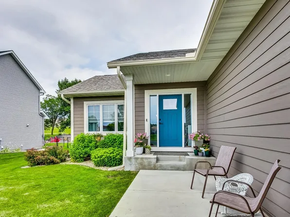 607 11th Street Ct NE, New Prague, MN 56071