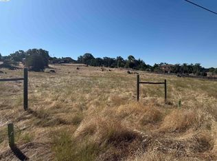 2690 Ranchito Dr, La Grange, CA 95329
