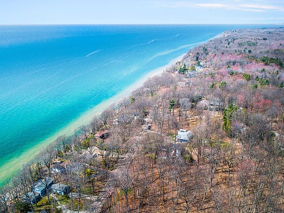 5th image of 2621 Lakeshore Dr